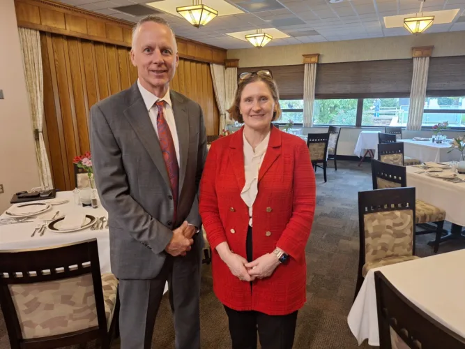 Federal Reserve official touts research efforts during visit to Penn College